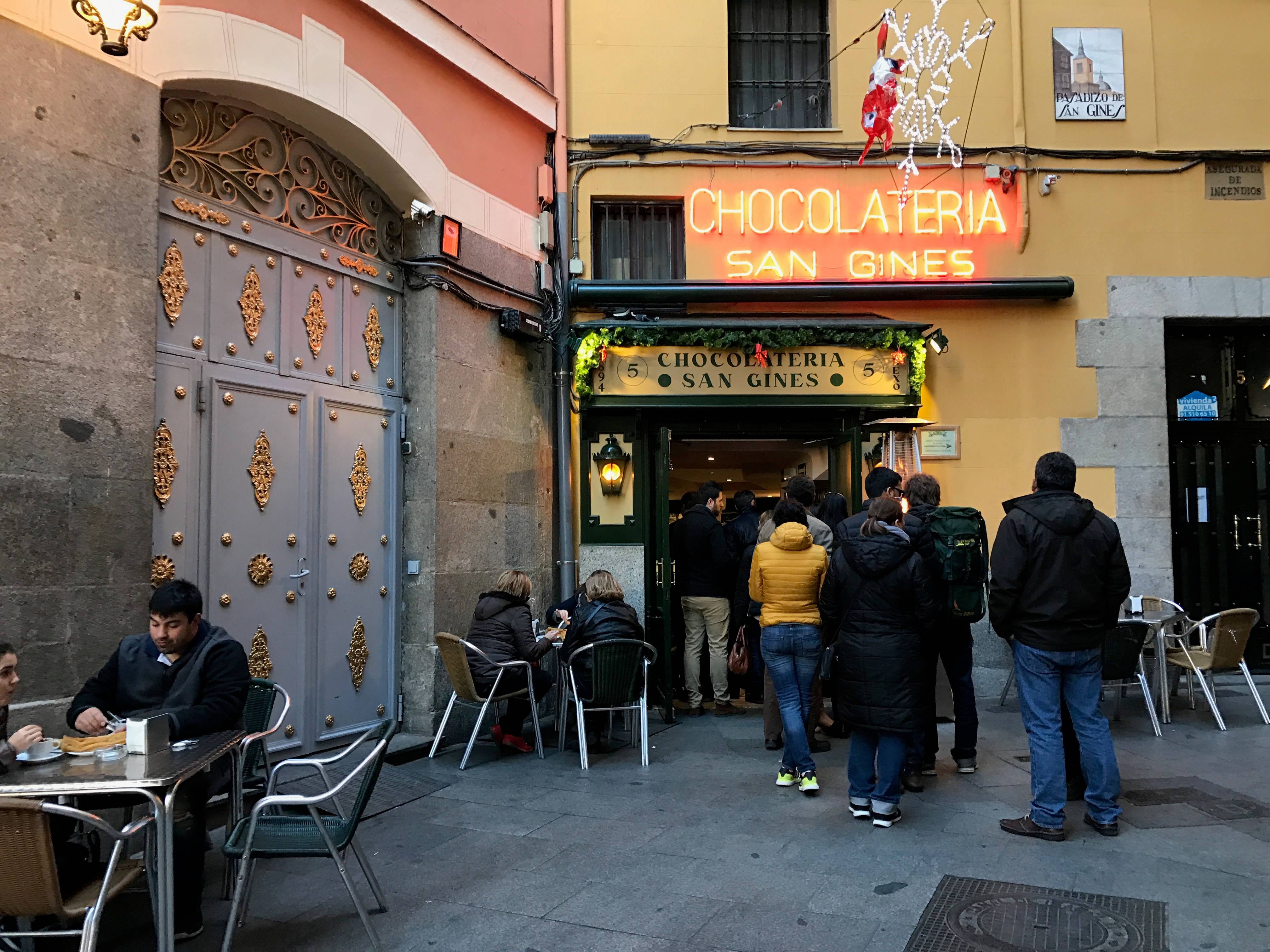 Chocolatería San Ginés