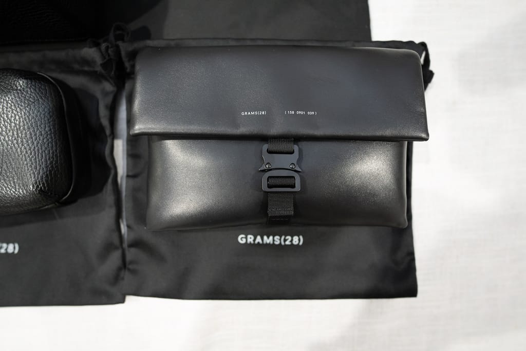 Grams28 158 Travel Wallet Sling