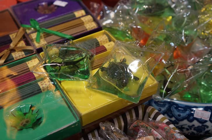 Small Animal Keychains in China Should Be Banned