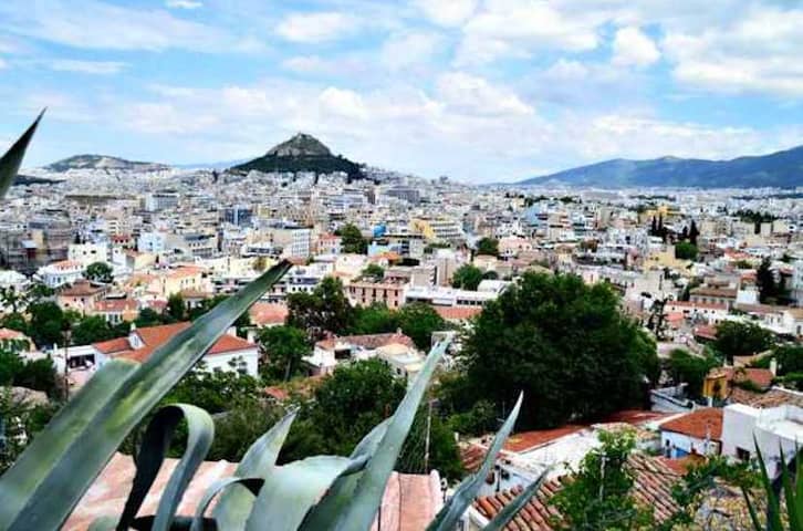 3 Months Until I Leave to Travel: What Still Needs to Be Done?