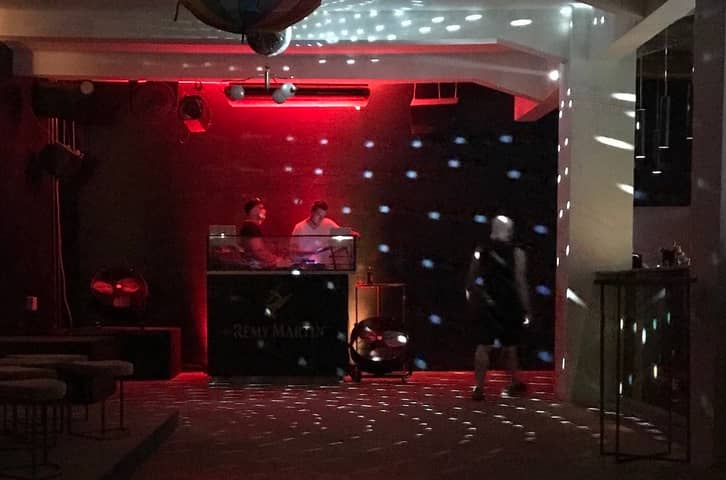 Solo Travel: My First Time Going Out Clubbing Alone