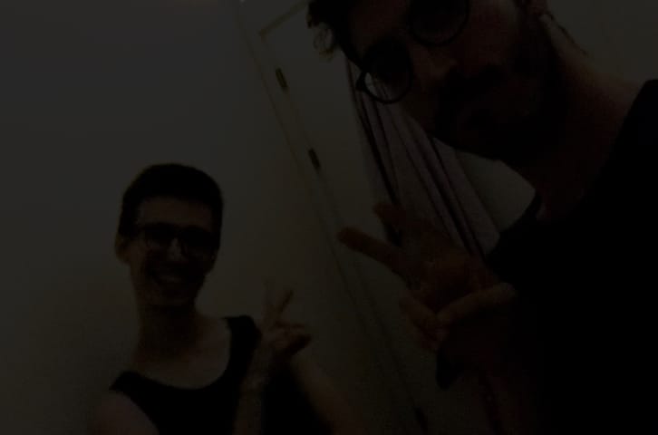 Couchsurfing With Friends Is All Fun & Games Until…