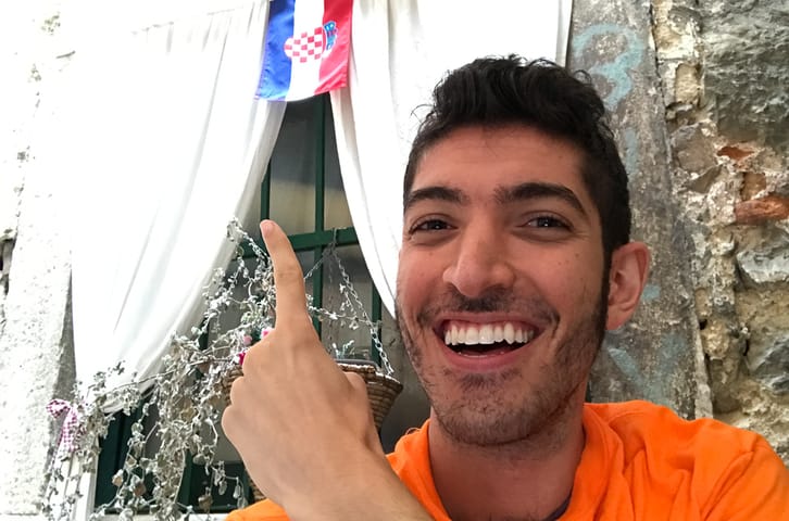 Teaching English Online In an Alleyway in Šibenik