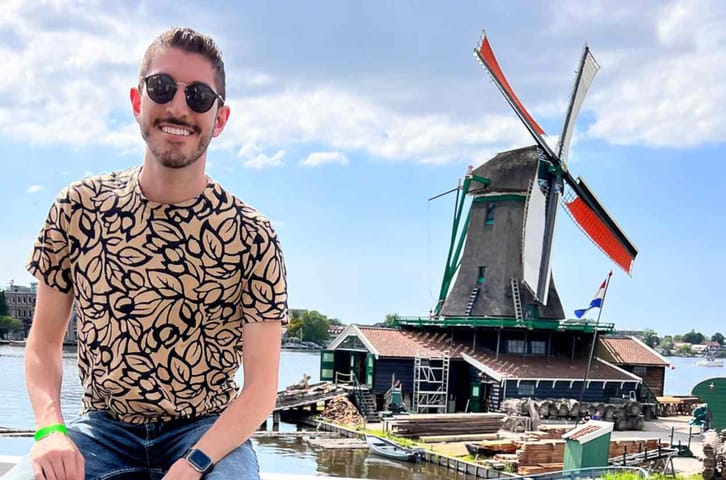 Your Guide to the Perfect Half-Day Trip from Amsterdam to Zaanse Schans 🍫🚌🌬️