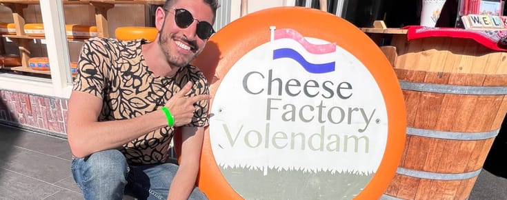 Gouda Times in Volendam: Touring the Volendam Cheese Factory 🧀