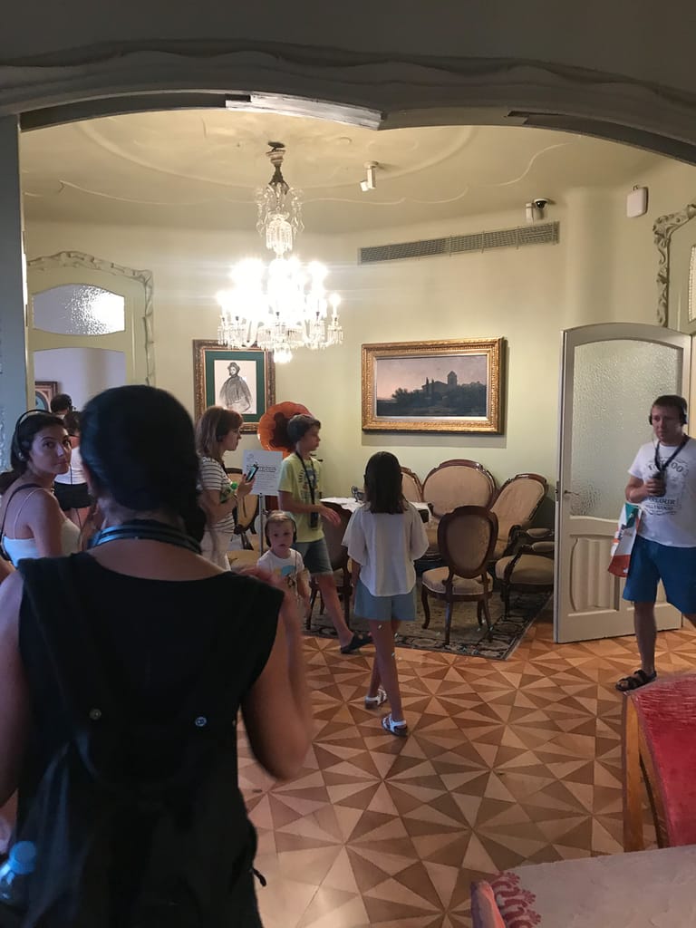Touring the inside apartments of Casa Mila