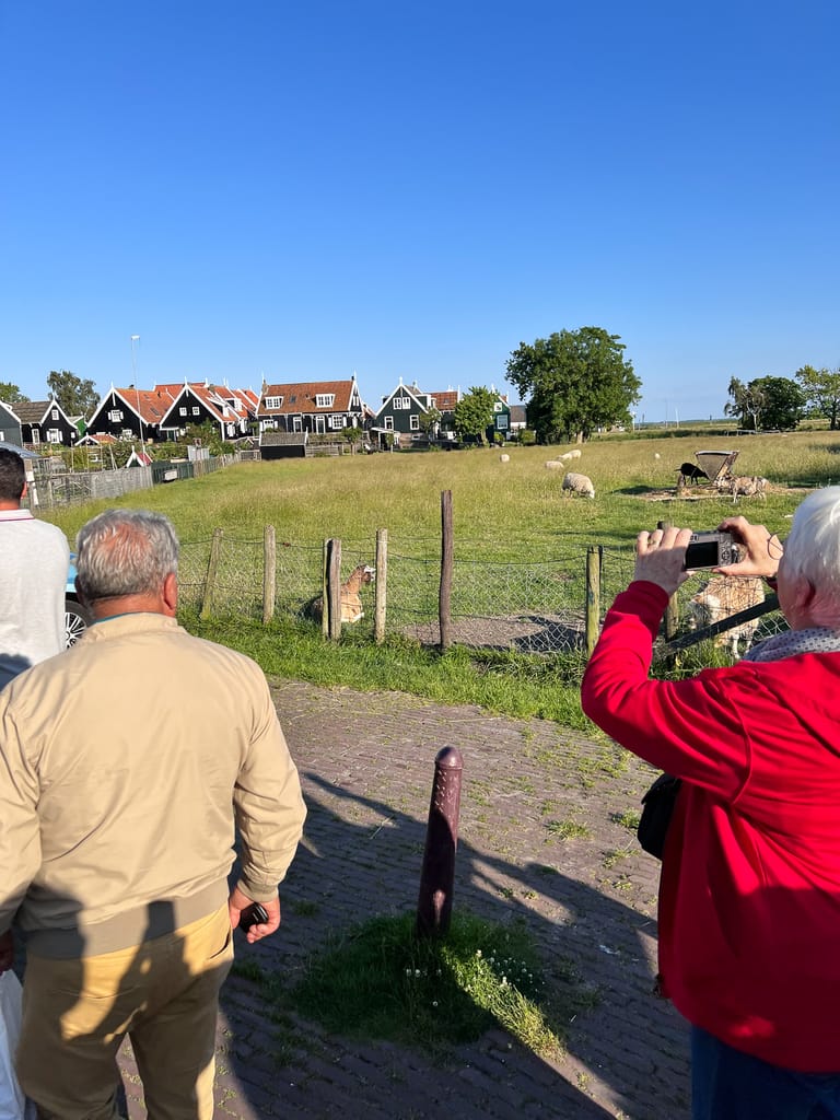 Leaving Marken