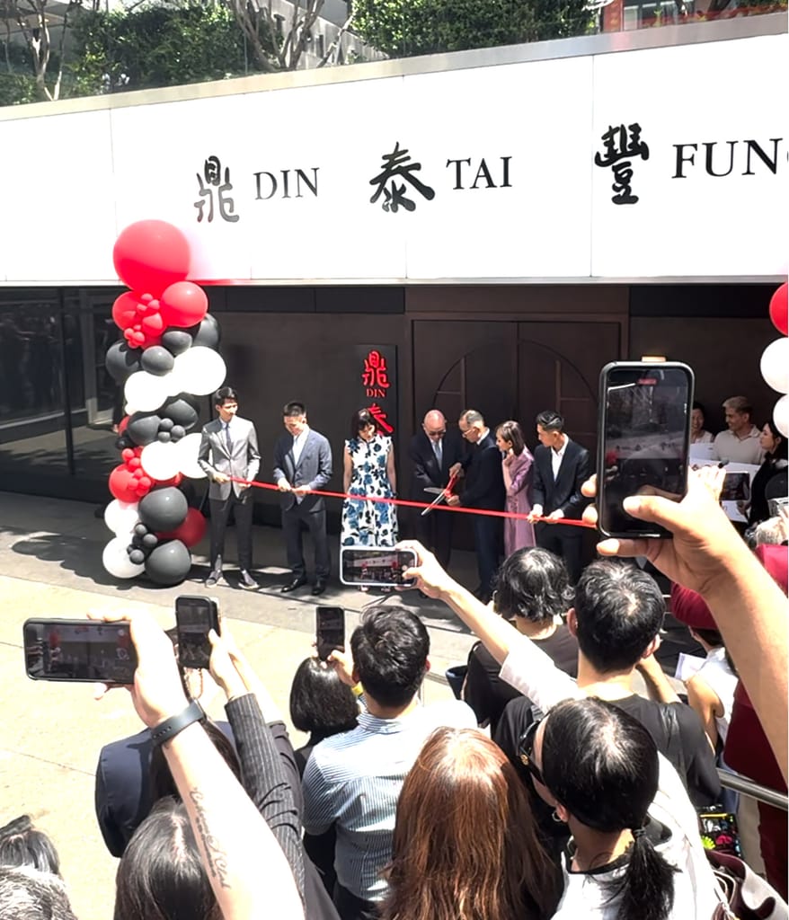 Din Tai Fung NYC Ribbon Cutting